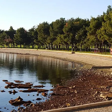 Nadia Gostinjska kuća